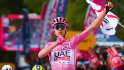 Giro d’Italia, la maglia rosa Pogacar a Napoli: “Qui si potrebbe mangiare una pizza”