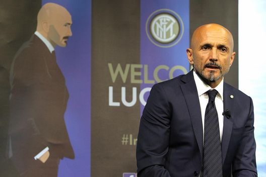 Spalletti: “Sapete quale calciatore dell’Inter mi mise più in difficoltà? Che disagio a…” Spalletti: “Sapete quale calciatore dell’Inter mi mise più in difficoltà? Che disagio a…” - immagine 1