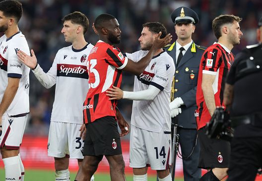 (Photo by Claudio Villa/AC Milan via Getty Images) Calabria