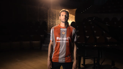 “El Mudo” Vázquez presenta la nuova maglia della Cremonese | VIDEO