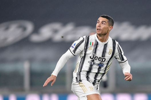 TURIN, ITALY - DECEMBER 05: Cristiano Ronaldo of Juventus in action during the Serie A match between Juventus and Torino FC at Allianz Stadium on December 05, 2020 in Turin, Italy. (Photo by Daniele Badolato - Juventus FC/Juventus FC via Getty Images) Torino-Juventus è anche Belotti vs Ronaldo: sarà il loro ultimo derby?- immagine 3