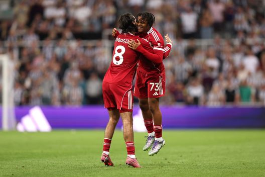 Liverpool, Rio Ngumoha da record: il giovane talento è secondo solo a Rooney- immagine 2