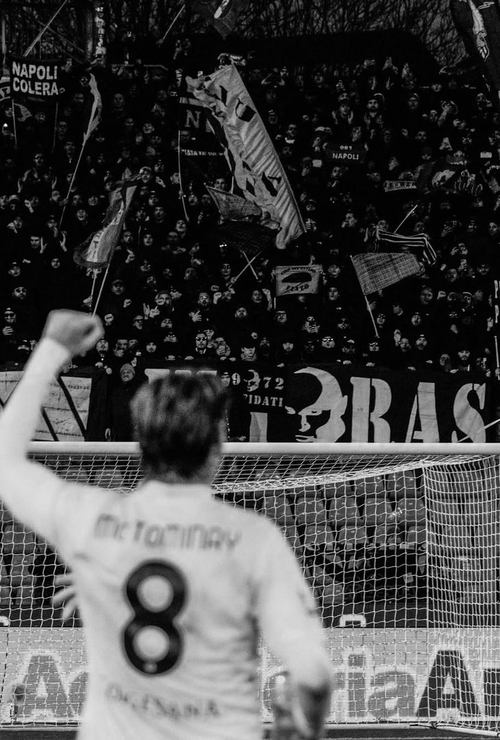 La costanza del Napoli contro la Cremonese negli scatti in bianco e nero – LE FOTO - immagine 13