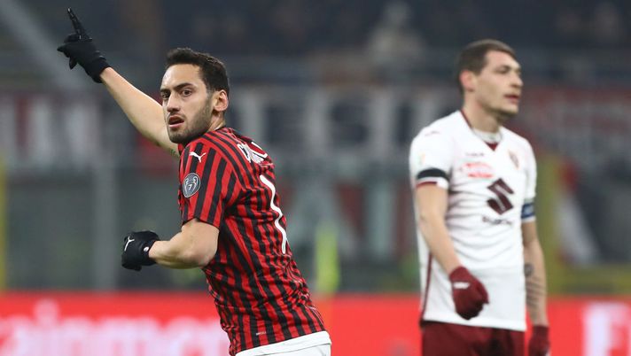 Milan, i convocati di Pioli: indisponibile Calhanoglu. C’è l’ex Laxalt - immagine 1