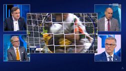 Caressa: “Sicuri sia mano?” Studio Sky: “Mano e fallo”. Tutti concordi tranne uno