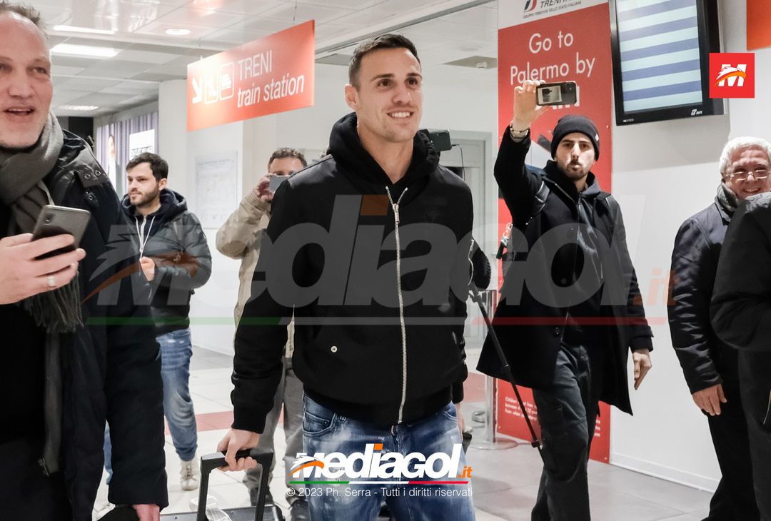 FOTO PALERMO, Verre arriva all’aeroporto ‘Falcone e Borsellino’ di Palermo (Gallery) - immagine 17