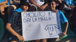 GALLERY Allenamento pomeridiano, le richieste più originali dei tifosi dal Patini