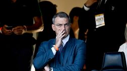 Comolli contro l’UEFA: “Il rosso a Kelly è frustrante. L’arbitro inesperto”