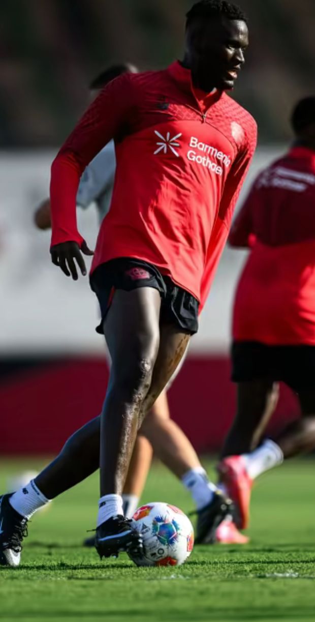 La rivelazione di Boniface sulle visite mediche saltate con il Milan e le foto del ginocchio- immagine 4