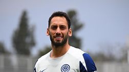 Nuovo stop per Calhanoglu: salterà anche eventuali ottavi. Mercato? L’Inter non ha…