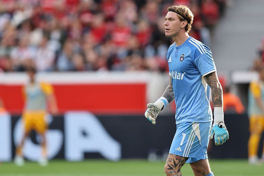 Adrian Semper portiere del Pisa. (Foto di Christof Koepsel/Getty Images) Gilardino dopo Atalanta-Pisa: “Cercheremo di raggiungere l’obiettivo”- immagine 3