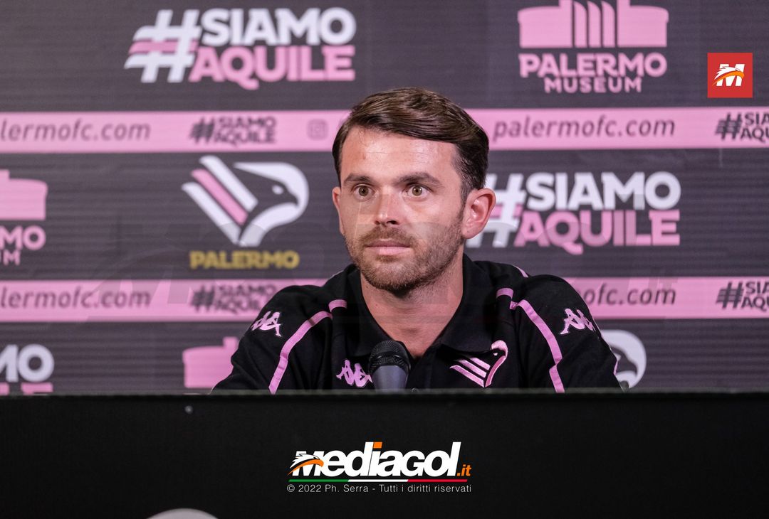 FOTO RITIRO PALERMO, Matteo Brunori in conferenza stampa (Gallery) - immagine 25
