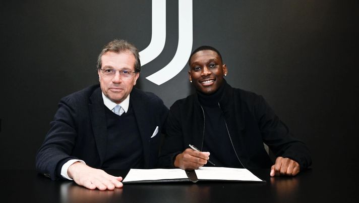 UFFICIALE – Kolo Muani è un nuovo giocatore della Juve: le cifre del prestito - immagine 1