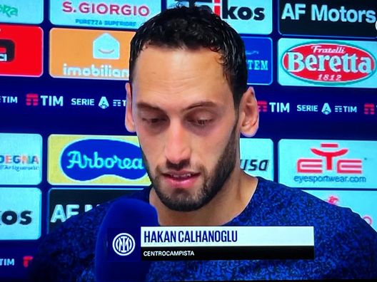 Calhanoglu a Inter TV: “Siamo contenti. C’è un bel clima nel gruppo, i nuovi arrivati…” - immagine 1