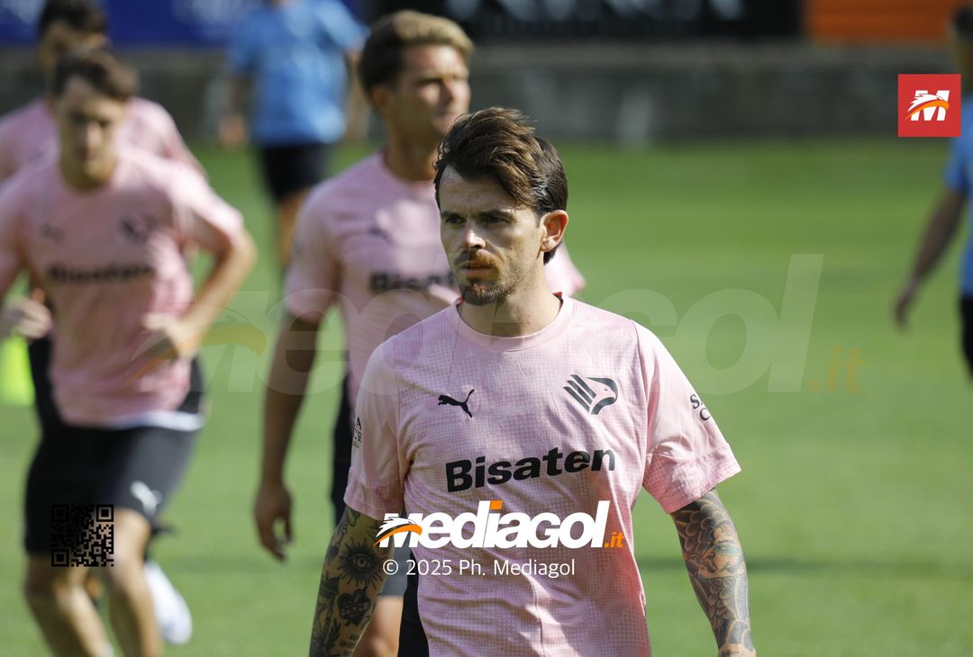 FOTO, Ritiro Palermo FC: la gallery del primo giorno di allenamenti a Chatillon- immagine 1