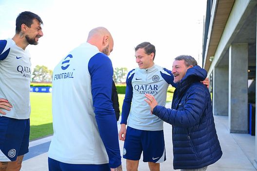 Inter, Giacomo Poretti ad Appiano: “Scudetto? Non ci ho creduto fino a domenica ma…”- immagine 2
