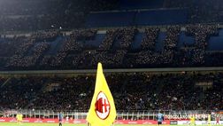 Milan, dentro e fuori da ‘San Siro’ maxi-contestazione dei tifosi all’indirizzo di Furlani