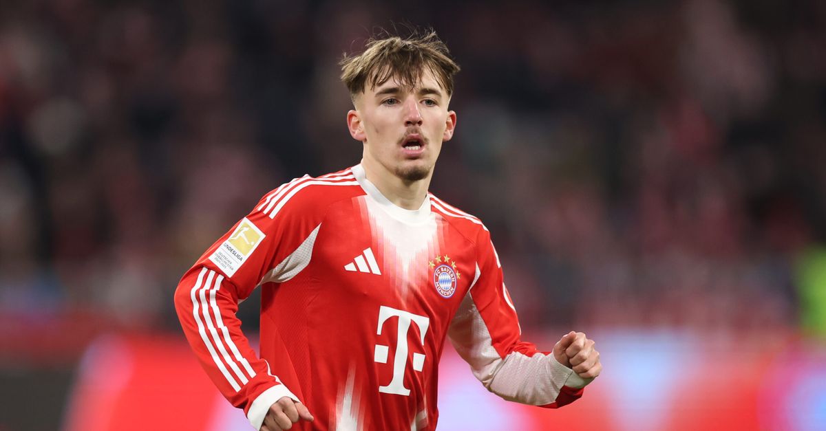 Bayern Monaco, Lennart Karl e il dribbling goffo: ecco la reazione dell'avversario