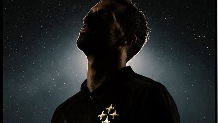 Verso Pisa-Milan: i toscani presentano una maglia speciale per il big match - immagine 1