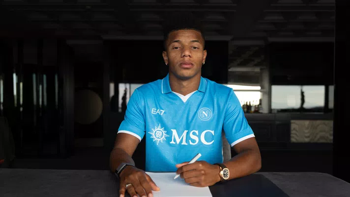 Neres, già scelto il numero di maglia: c’è un intreccio con Kvaratskhelia - immagine 1