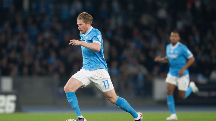 NAPLES, ITALY - APRIL 06: Kevin De Bruyne of SCC Napoli in action during the Serie A match between SSC Napoli and AC Milan at Stadio Diego Armando Maradona on April 06, 2026 in Naples, Italy. (Photo by SSC NAPOLI/SSC NAPOLI via Getty Images) de bruyne belgio