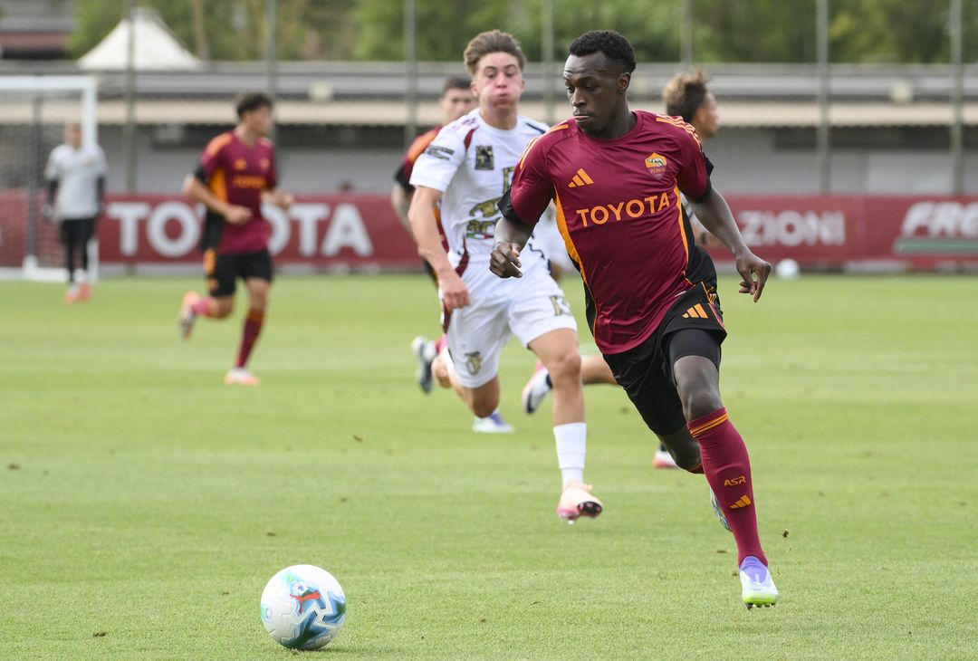 Roma, le immagini dell’amichevole contro l’UniPomezia – FOTO GALLERY - immagine 24