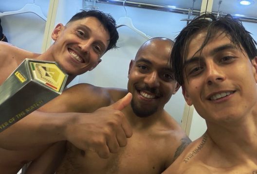Screenshot Dybala, Malen e Gollini sui social: “Domenica movimentata con i miei amici” - immagine 1
