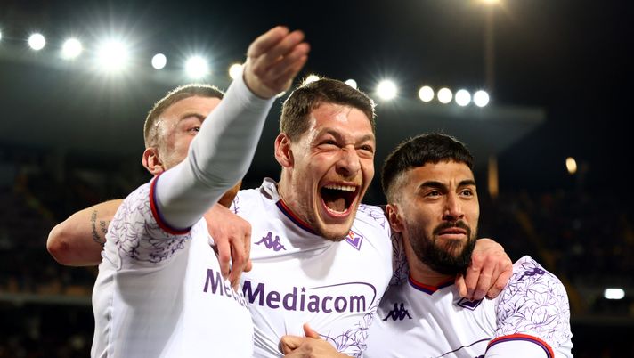 Poche certezze per il 4-2-3-1. Ma il 3-4-1-2 apre l’incognita difesa - immagine 1