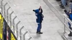 Inter, un bambino guida il coro dei tifosi a ‘San Siro’ | VIDEO