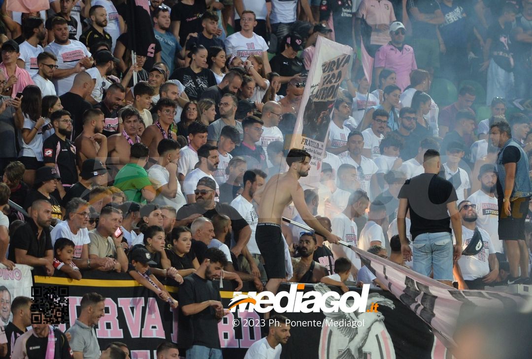 FOTO Palermo-Feralpisalò 3-0, 4ª giornata Serie B 2023-2024 (GALLERY) - immagine 95