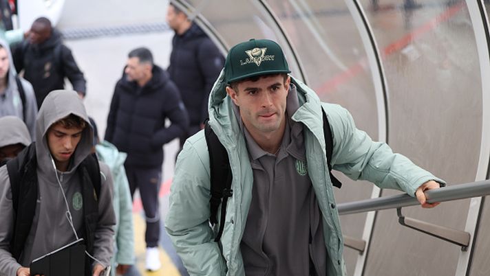 ROTTERDAM, NETHERLANDS - FEBRUARY 11: Christian Pulisic of AC Milan leaves for Rotterdam airport at Milanello on February 11, 2025 in Rotterdam, Netherlands. (Photo by Claudio Villa/AC Milan via Getty Images) Pulisic Empoli