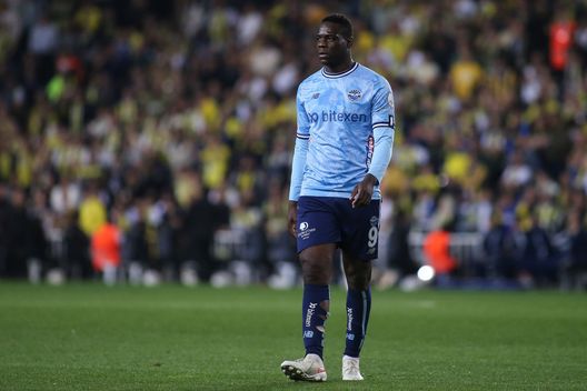 Turchia, il solito Balotelli: giallo, assist, rissa ed espulsione col suo Adana- immagine 2