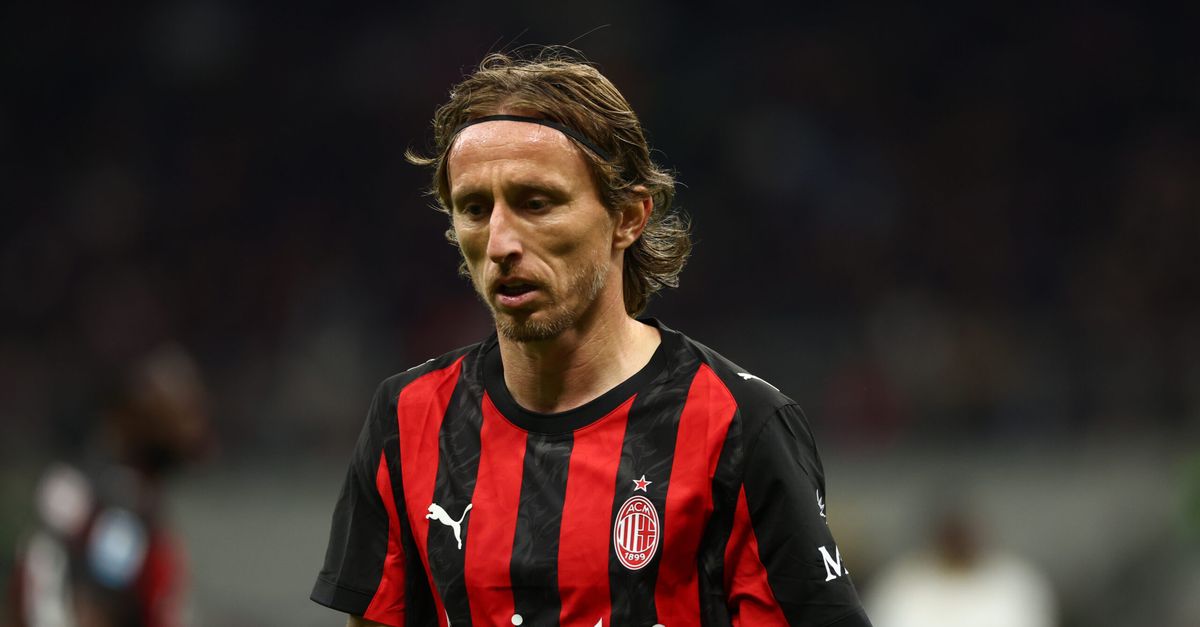 Milan Pisa, Modric: “Abbiamo perso due punti importanti oggi. Queste partite devi vincerle” Milan Pisa, Modric: “Abbiamo perso due punti importanti oggi. Queste partite devi vincerle”
