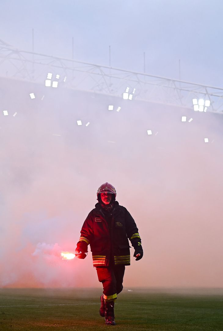 Genoa-Lazio, fumogeni