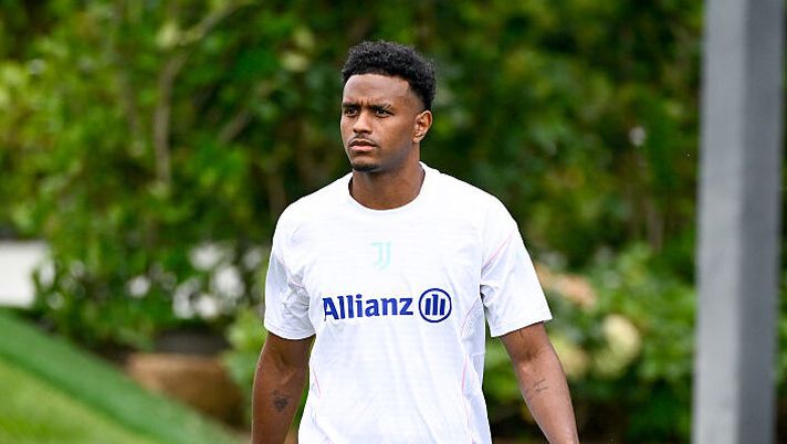 DAI CAMPI – Holm, Akanji, Cabal, Frattesi, Ismajli, Diouf, Simeone, Perin, Rovella, Orban: le novità - immagine 1