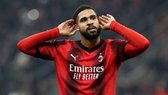 MILAN, ITALY - FEBRUARY 15: Ruben Loftus-Cheek of AC Milan celebrates after scoring his team's second goal during the UEFA Europa League 2023/24 Playoff First Leg match between AC Milan and Stade Rennais FC at Stadio Giuseppe Meazza on February 15, 2024 in Milan, Italy. (Photo by Marco Luzzani/Getty Images) L’ultima di Giroud col Milan: la probabile formazione con Leao e Theo, novità Loftus - immagine 1