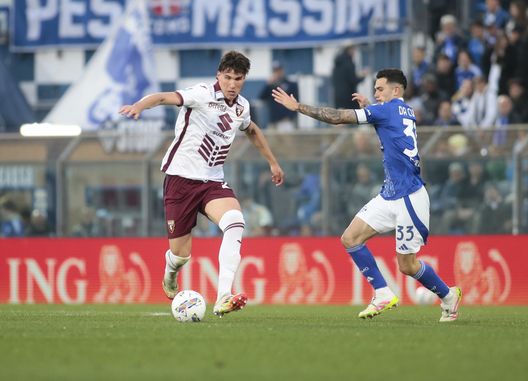 Cesare Casadei of Torino FC during the Italian Serie A 2024/25 season, football match between Como 1907 and Torino FC on 13 April 2025 at Stadio Comunale Giuseppe Sinigaglia, Italy. Photo Nderim Kaceli Torino-Como, i precedenti: lo scorso anno Njie regalò la vittoria ai granata- immagine 2