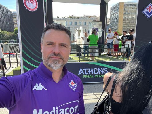FOTO – Anche il sindaco di Bagno a Ripoli Casini a tifare Fiorentina ad Atene- immagine 2