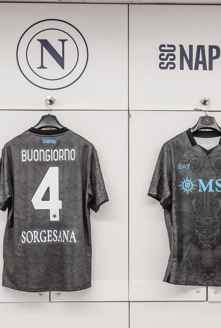 GALLERY Tutto pronto nello spogliatoio azzurro: il debutto della terza maglia- immagine 1