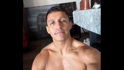 VIDEO / Sanchez infortunato lancia il suo messaggio: “Un problema al giorno, tu balla”
