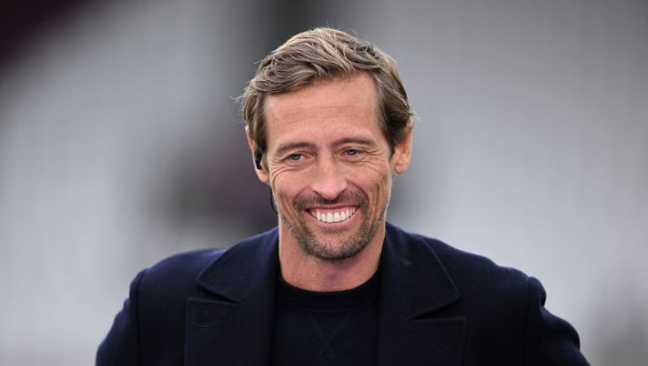 LONDON, ENGLAND - APRIL 27: Peter Crouch looks on prior to the Premier League match between West Ham United and Liverpool FC at London Stadium on April 27, 2024 in London, England. (Photo by Justin Setterfield/Getty Images) (Photo by Justin Setterfield/Getty Images) La rivelazione di Peter Crouch: “Prima della finale 2007 stavo per investire Kuyt” - immagine 1