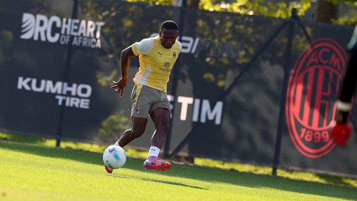 CAIRATE, ITALY - SEPTEMBER 18: Pervis Estupinan of AC Milan in action during an AC Milan Training Session at Milanello on September 18, 2025 in Cairate, Italy. (Photo by Giuseppe Cottini/AC Milan via Getty Images) Estupinan