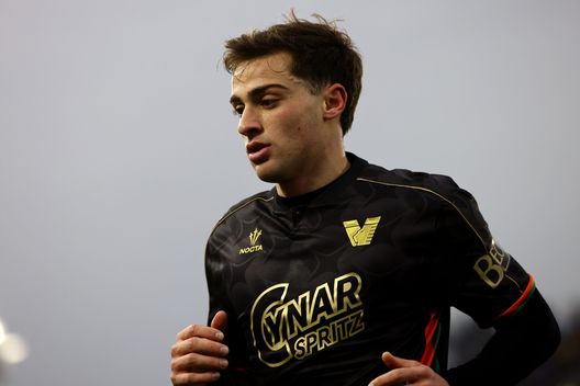 VENICE, ITALY - DECEMBER 22: Gaetano Oristanio of Venezia looks on during the Serie A match between Venezia and Cagliari at Stadio Pier Luigi Penzo on December 22, 2024 in Venice, Italy. (Photo by Maurizio Lagana/Getty Images)