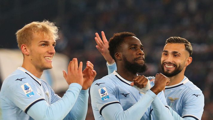 Isaksen, Dia e Castellanos