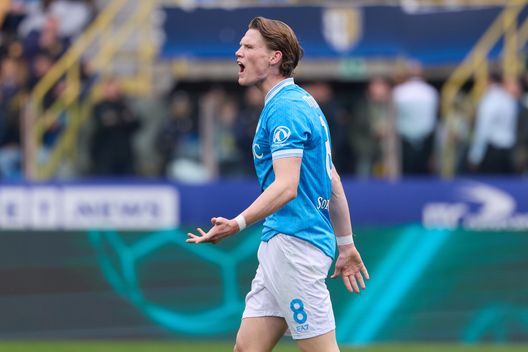 PARMA, ITALY - APRIL 12: Scott McTominay of Napoli SSC reacts during the Serie A match between Parma Calcio 1913 and SSC Napoli at Stadio Ennio Tardini on April 12, 2026 in Parma, Italy. (Photo by Emmanuele Ciancaglini/Getty Images)