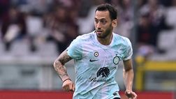 Mirabelli sicuro: “Con me Calhanoglu avrebbe rinnovato con il Milan”