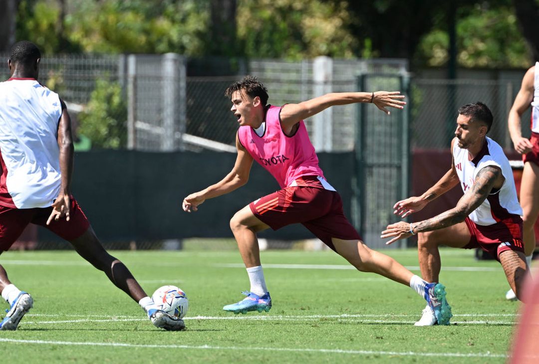 Roma, ripresa in vista dell’Empoli: presente Dybala – FOTO GALLERY - immagine 22