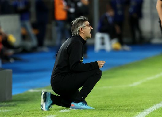 LECCE, ITALY - OCTOBER 28: Head coach of Torino Ivan Juric in actionduring the Serie A TIM match between US Lecce and Torino FC at Stadio Via del Mare on October 28, 2023 in Lecce, Italy. (Photo by Maurizio Lagana/Getty Images) Juric contro Andreazzoli, atto III: due filosofie agli antipodi- immagine 2