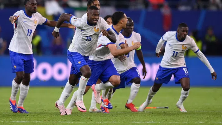 Francia, Thuram è a disposizione. Le Parisien: “Si è allenato normalmente” - immagine 1