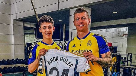 Arda Guler e Kroos (Foto tratta da profilo X @eurofootcom) Real Madrid, Kroos: 'Oggi non ci sono molti giocatori come Arda Guler'